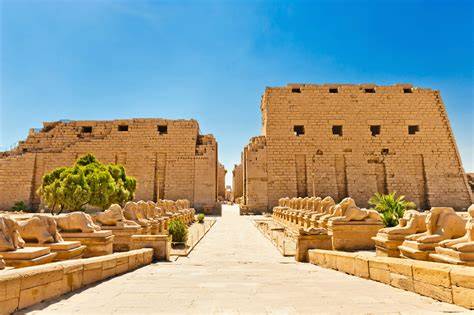 luxor-amon-chram