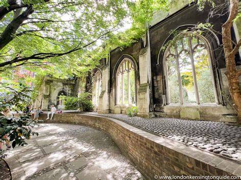 zahrada St Dunstan in the East pohled