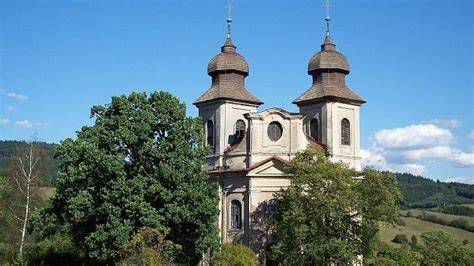 pohled na kostel svaté Markéty ve Šonově