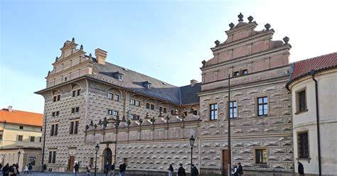 Harant na Pecce - gotický palác a renesanční stavby