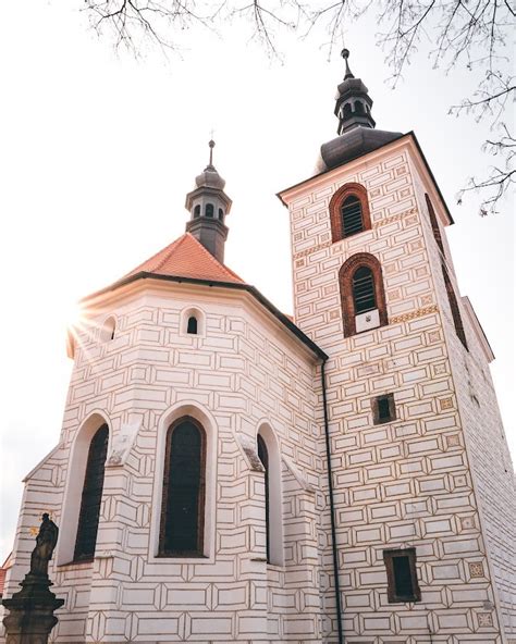 kostel sv Petra a Pavla Žďárec architektura