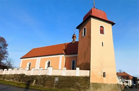 Kostel svatého Filipa a Jakuba Pavlov - exteriér