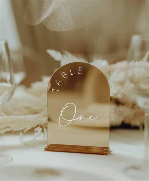 table ukazka ohlase
