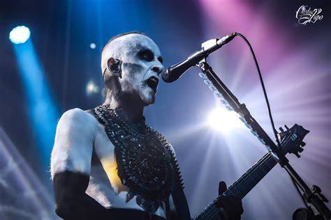Behemoth vizuál na konci show