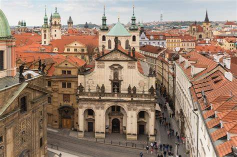 Kostel Salvátora s výhledem na Karlův most